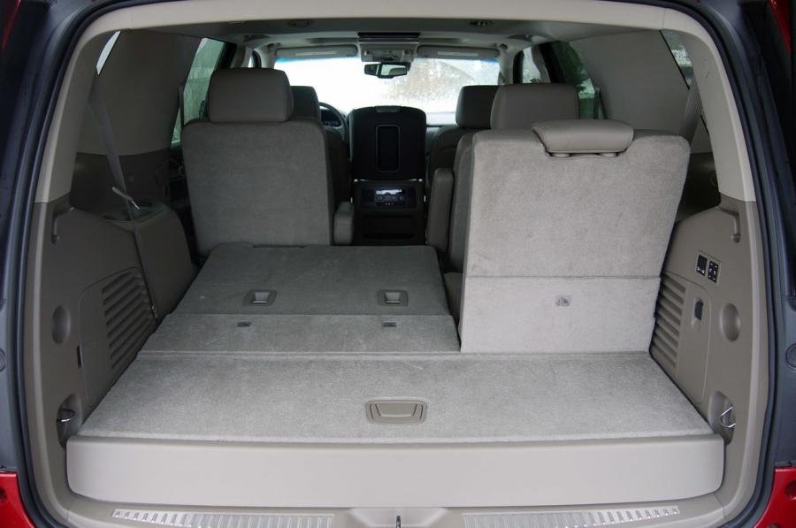  Chevrolet Tahoe 2015 года  (фото 22 из 62)